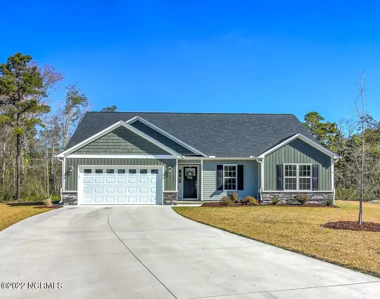 257 Patriot DR, Newport, NC 28570