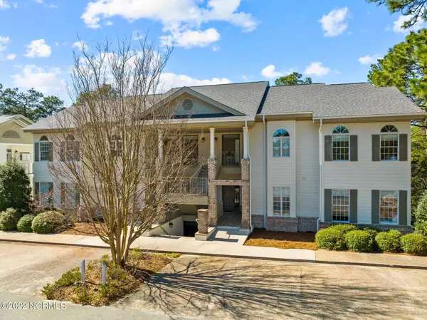 Pinehurst, NC 28374,240 Cochrane Castle Circle #F