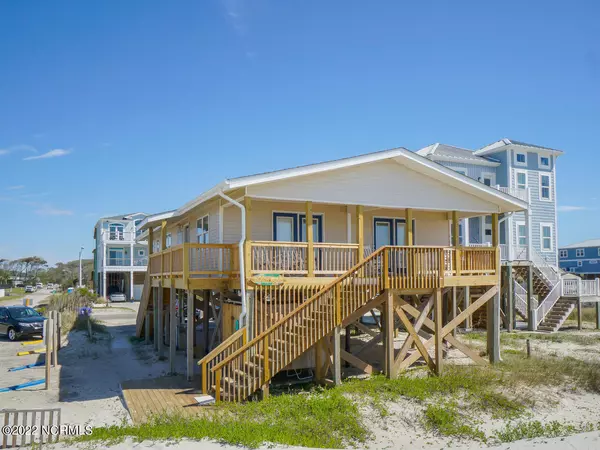 5201 E Beach Drive, Oak Island, NC 28465