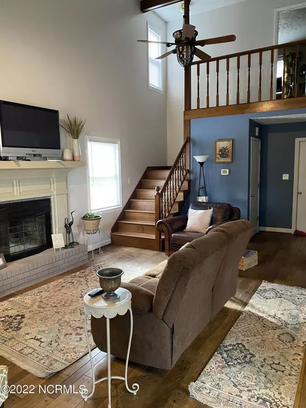 Whiteville, NC 28472,152 Hillcrest LN