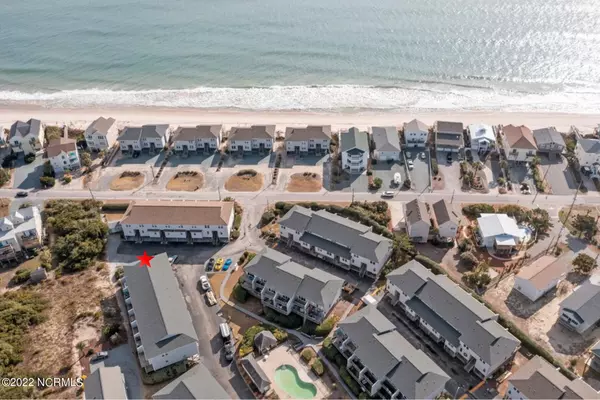 209 Lazy Day DR, Surf City, NC 28445