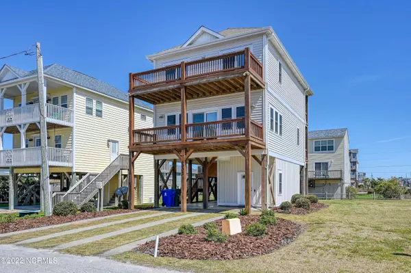 6902 12th Avenue, North Topsail Beach, NC 28460