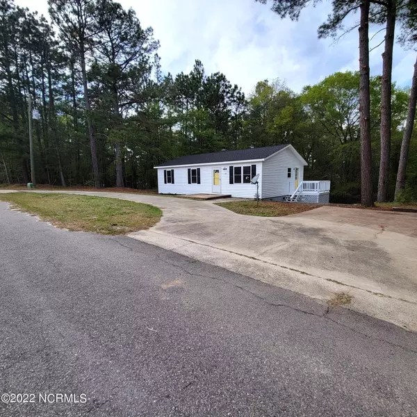 119 Blyther Street, Aberdeen, NC 28315