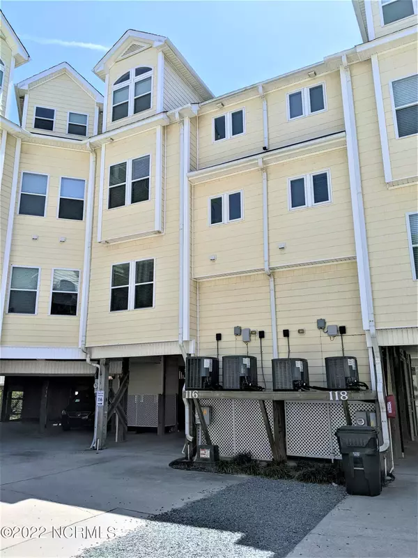 116 Summer Winds Place,  Surf City,  NC 28445