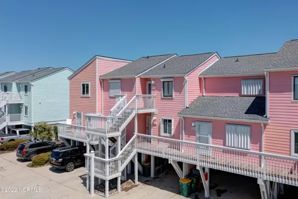 Kure Beach, NC 28449,302 Dolphin CT