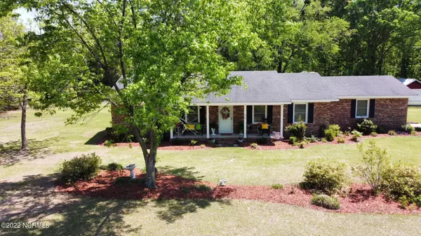 964 Whitehall RD, Whiteville, NC 28472