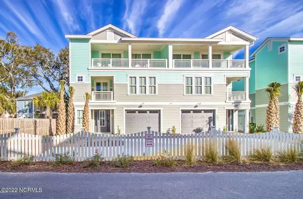 Kure Beach, NC 28449,848 Fort Fisher Boulevard S #H