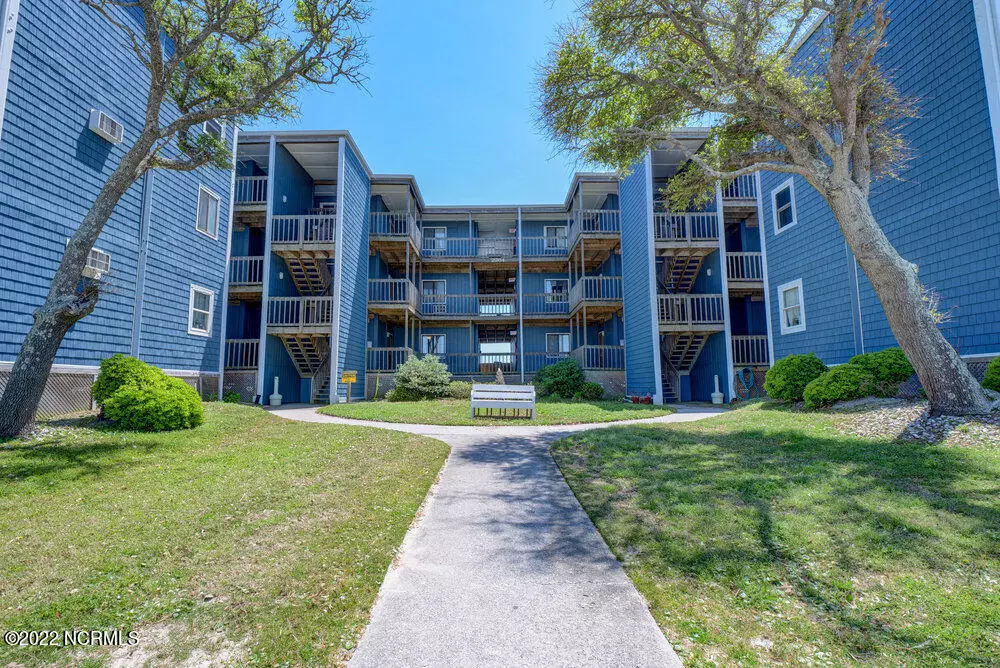 North Topsail Beach, NC 28460,2264 New River Inlet Road #105