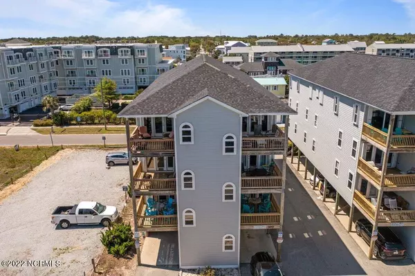 300 Carolina Beach Avenue S #100,  Carolina Beach,  NC 28428