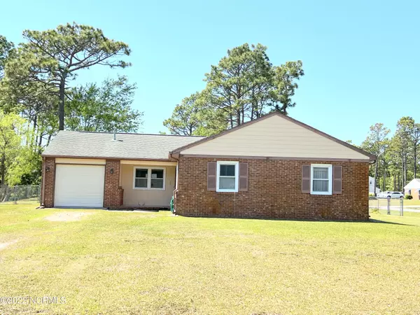 707 James DR, Newport, NC 28570