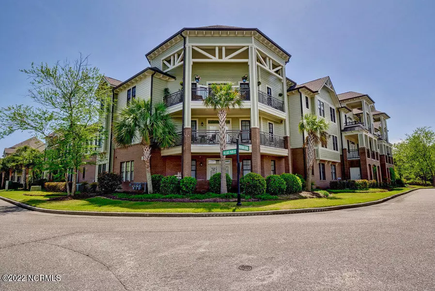 636 Village Park DR #304, Wilmington, NC 28405