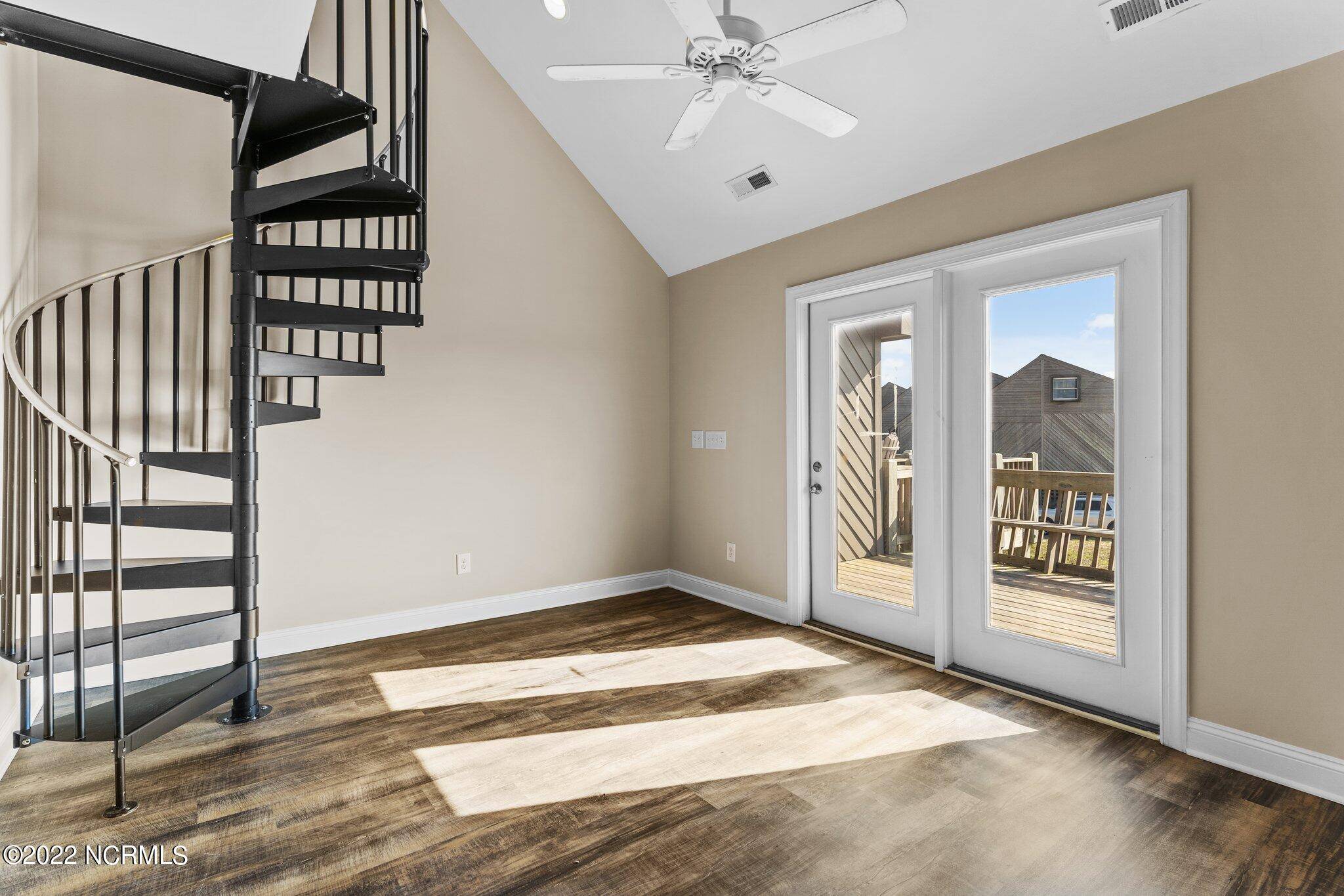 North Topsail Beach, NC 28460,886 New River Inlet RD #Unit 39