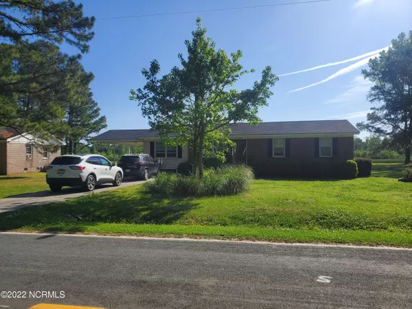 1089 S Grimesland Bridge RD, Grimesland, NC 27837