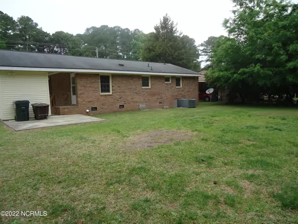 Farmville, NC 27828,3547 South Pitt Street