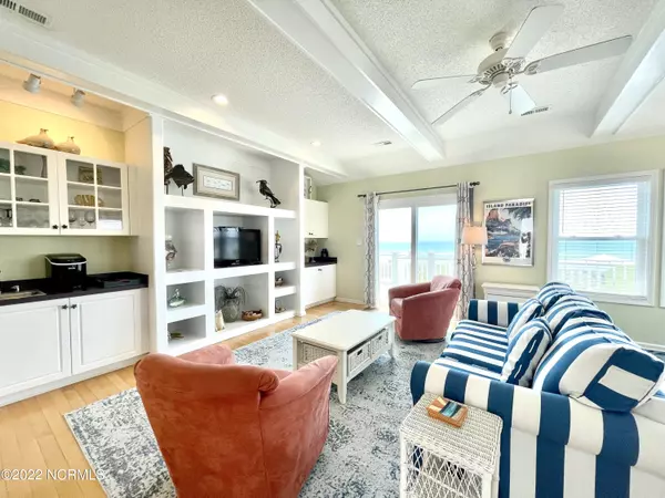 Emerald Isle, NC 28594,2905 Pointe West Drive #5b3