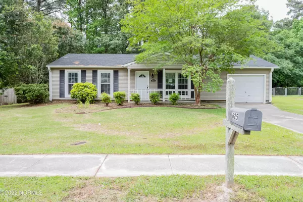 625 Shadowridge RD, Jacksonville, NC 28546