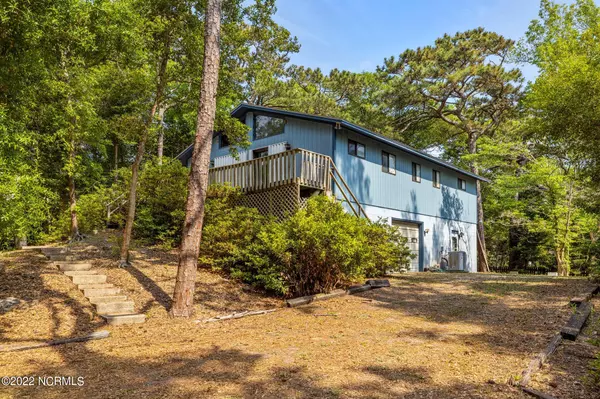 176 Loblolly DR, Pine Knoll Shores, NC 28512