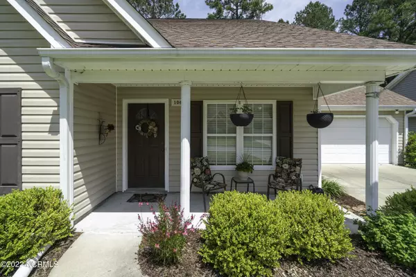 New Bern, NC 28562,106 Uster Court