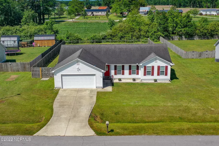 116 Killis BLVD, Richlands, NC 28574