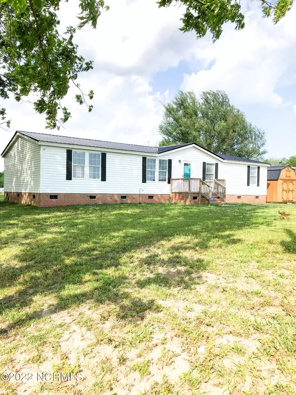 Richlands, NC 28574,284 Gregory Fork Road