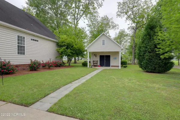 Bath, NC 27808,112 Finwick DR