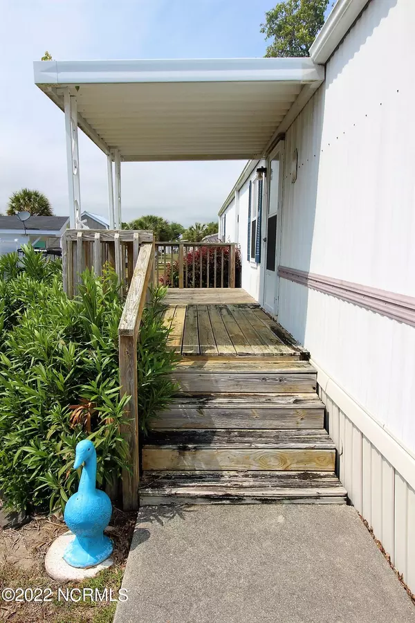 Newport, NC 28570,330 Blue Goose LN