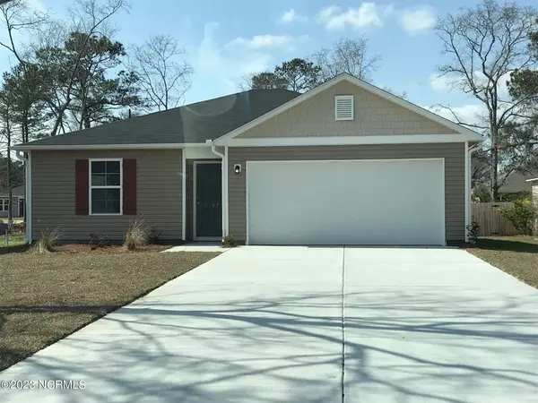 2167 Bayside Street SW, Supply, NC 28462