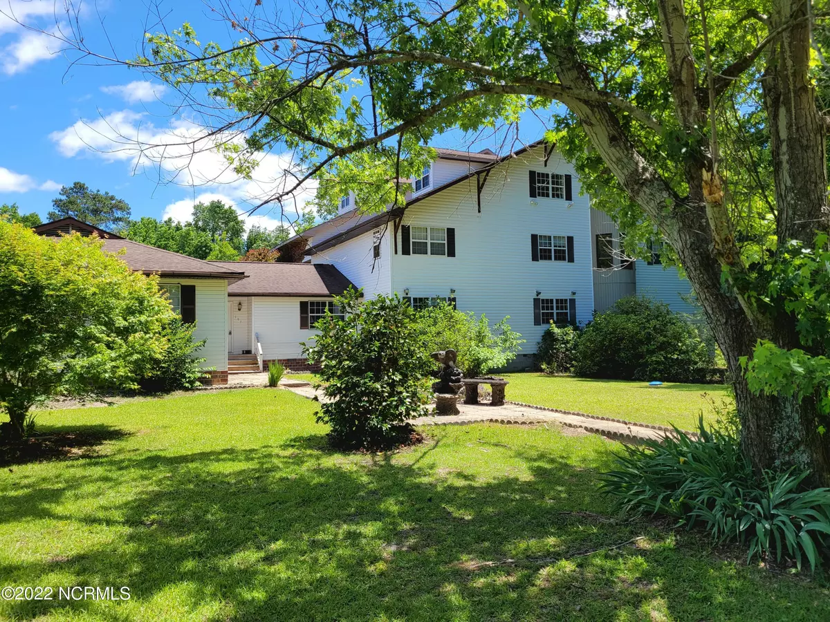 Whiteville, NC 28472,197 Maple DR