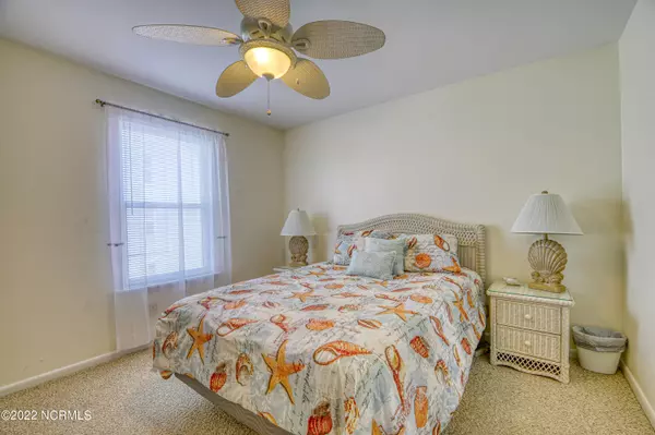 Surf City, NC 28445,918 N New River Drive #822