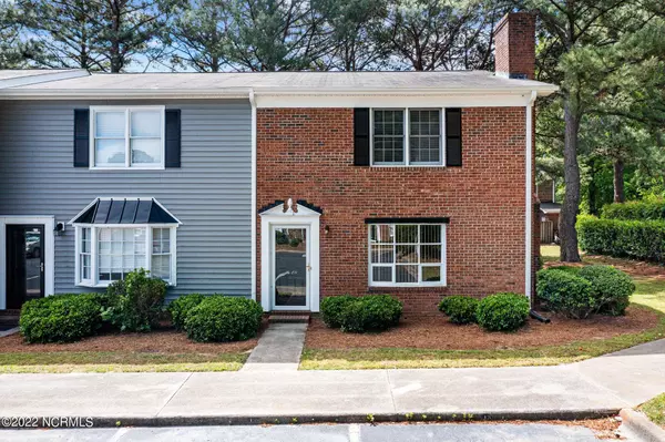 100 David Drive #E13, Greenville, NC 27858