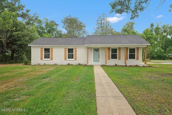 5125 Lord Tennyson Drive, Wilmington, NC 28405