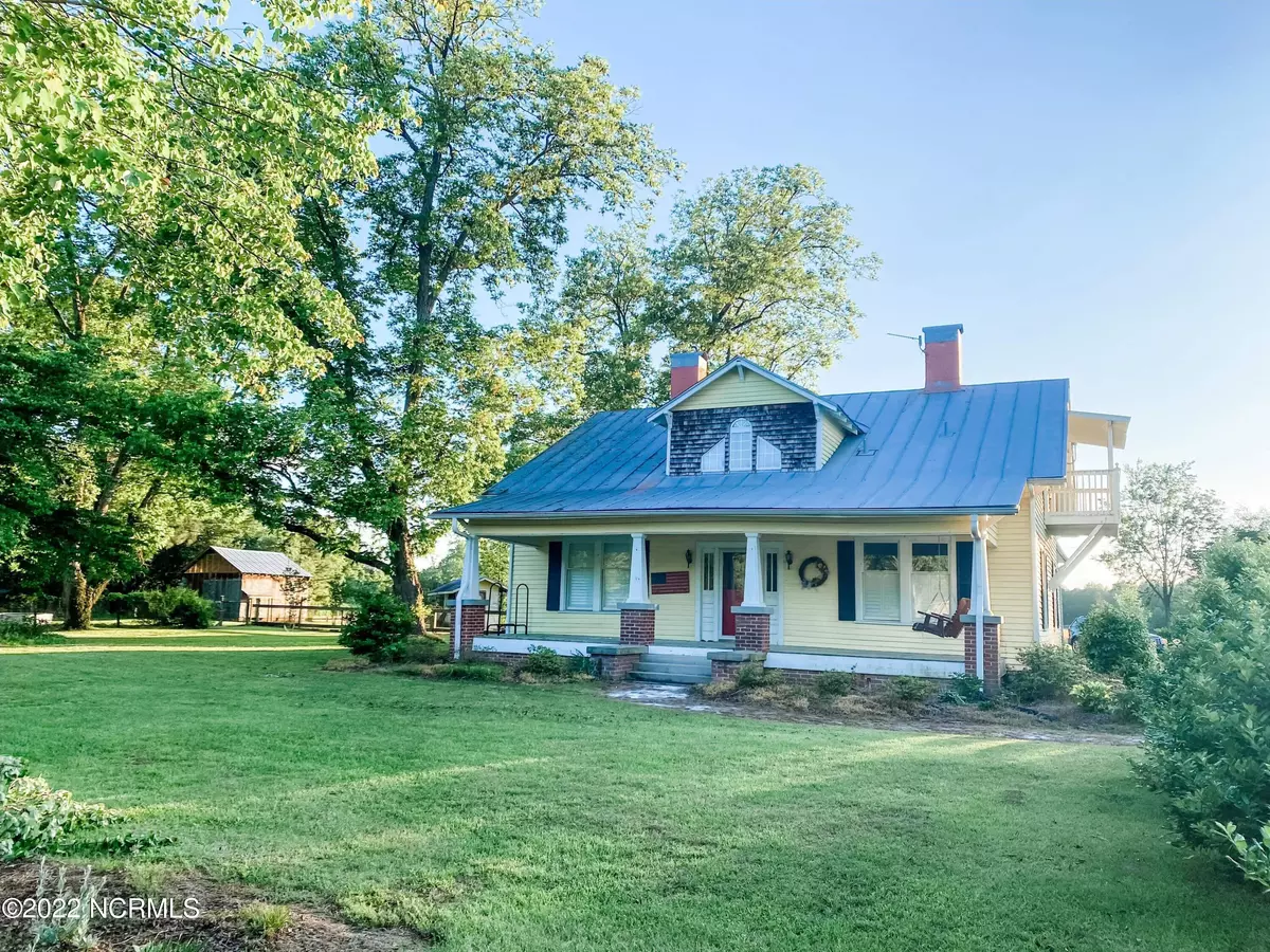 Snow Hill, NC 28580,210 Mewborn Church RD