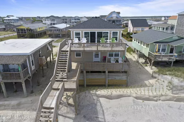 1106 N Shore Drive, Surf City, NC 28445