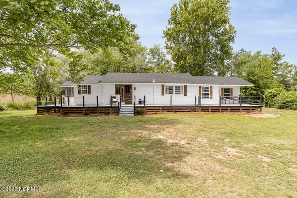 125 Saint Matthews Road, Dudley, NC 28333