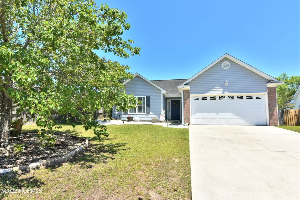 Leland, NC 28451,305 Mossy Oak CT