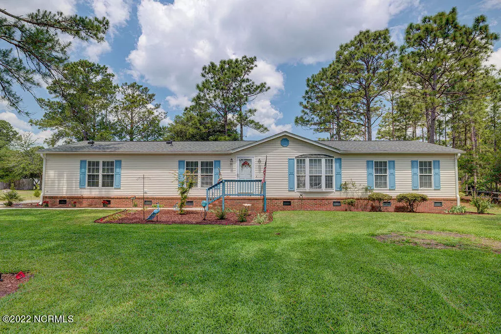 Hampstead, NC 28443,113 Topsail Lake DR