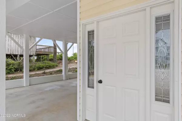 Holden Beach, NC 28462,207 Ocean BLVD W
