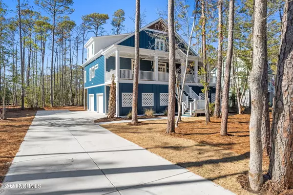 624 Marsh Grass Court, Southport, NC 28461