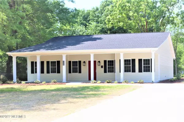 406 S Dennis ST, Enfield, NC 27823