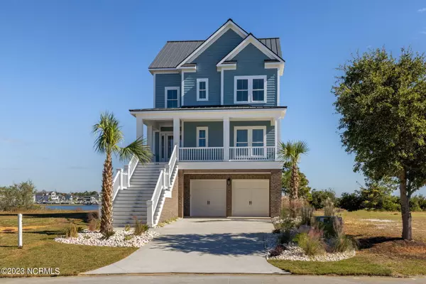 123 Greenhill Place, Newport, NC 28570