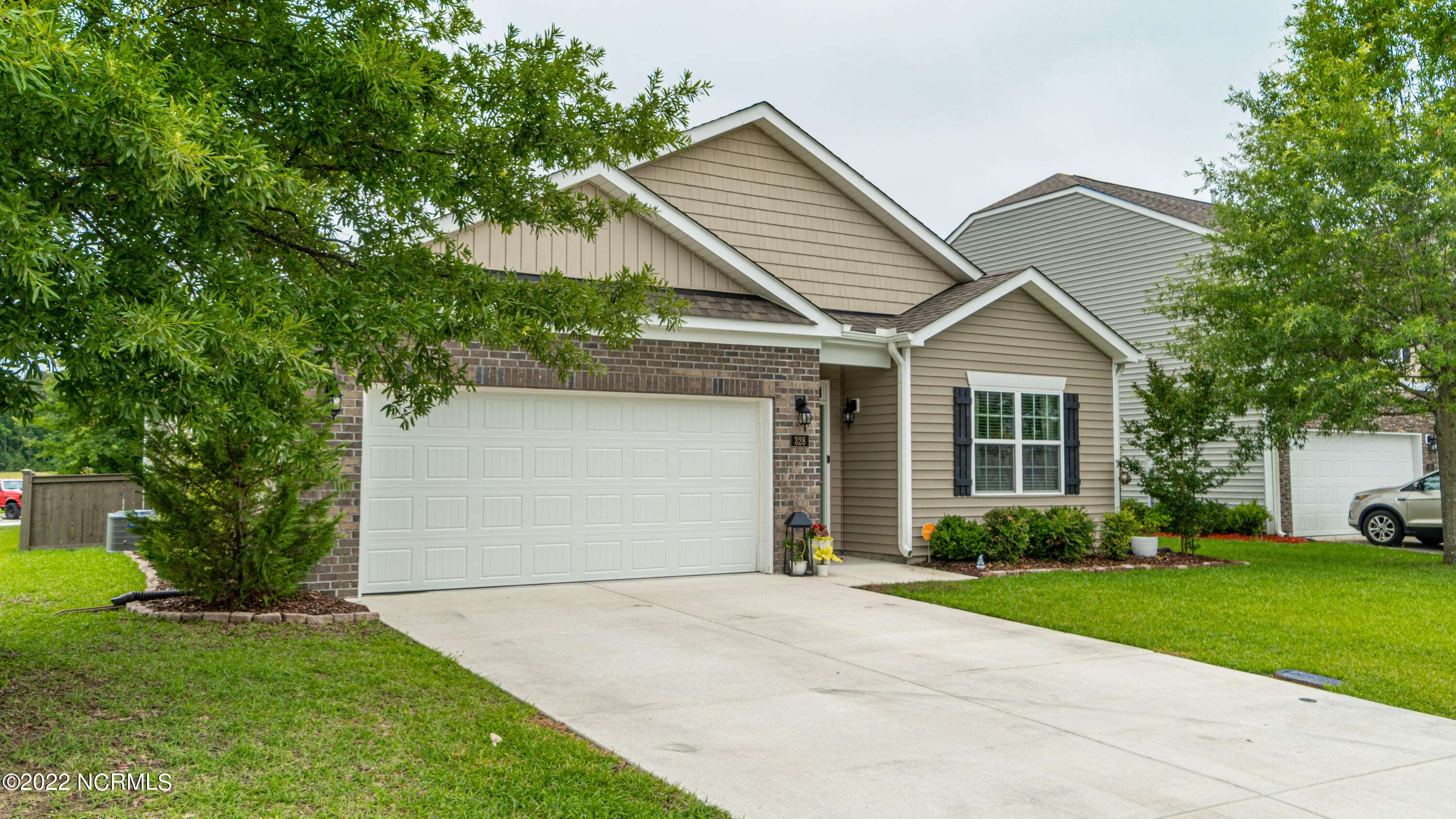 New Bern, NC 28560,328 Louisia Mae WAY