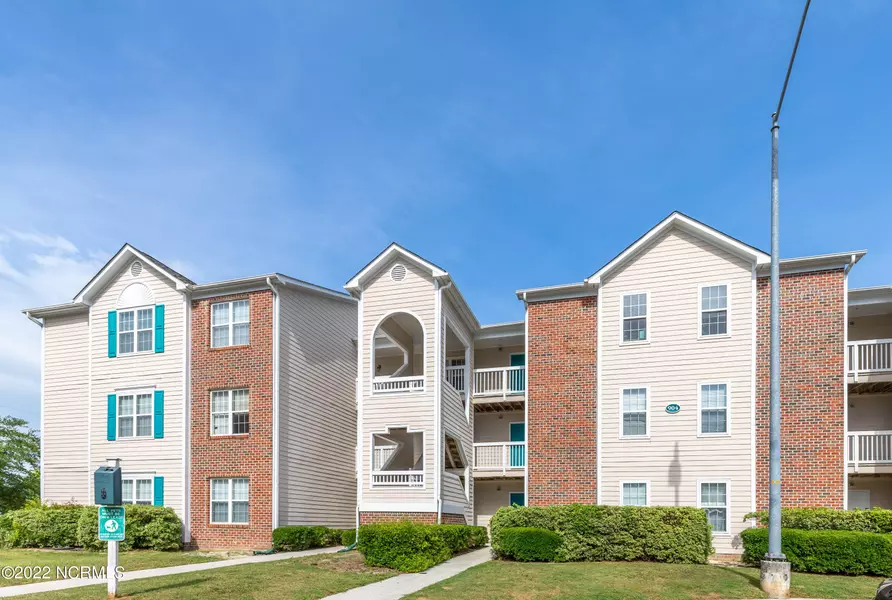 904 Litchfield WAY #Unit J, Wilmington, NC 28405