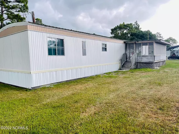 333 Borroughs RD, Holly Ridge, NC 28445