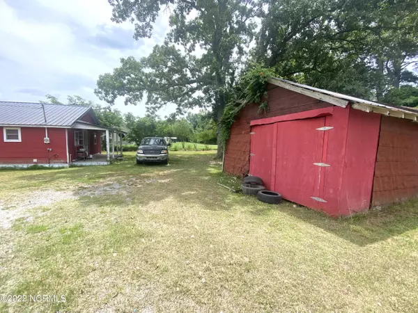 Garland, NC 28441,2625 Nc Highway 210 HWY W