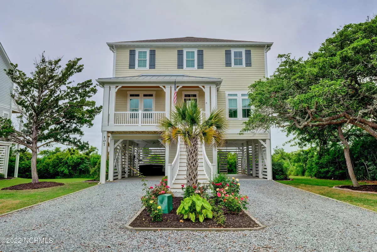 North Topsail Beach, NC 28460,107 Old Village LN