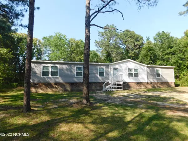 162 Mcarthur ST, Hamlet, NC 28345