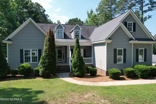 Nashville, NC 27856,821 Swan RD