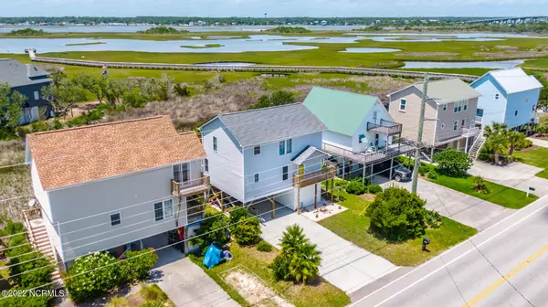 Surf City, NC 28445,1005 S Topsail DR