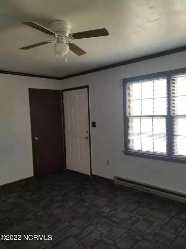 Williamston, NC 27892,204 Peel ST