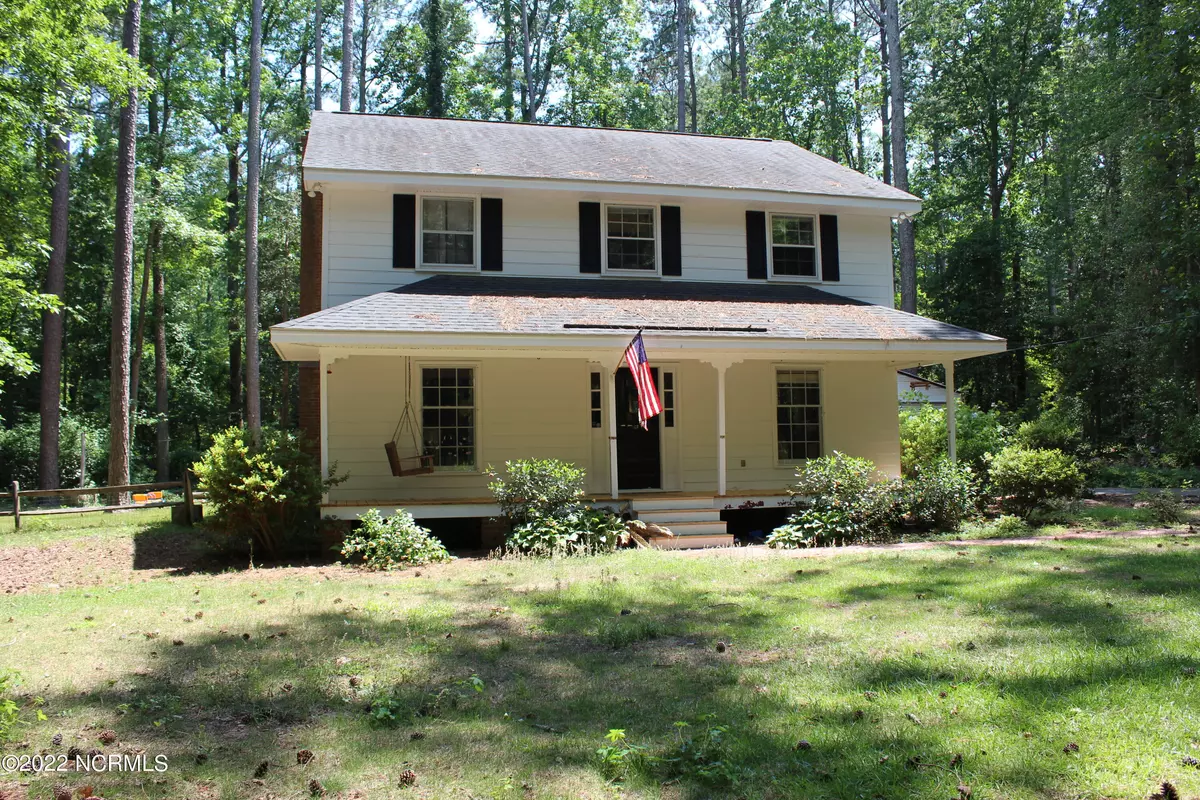 Southern Pines, NC 28387,506 S Glenwood Trail